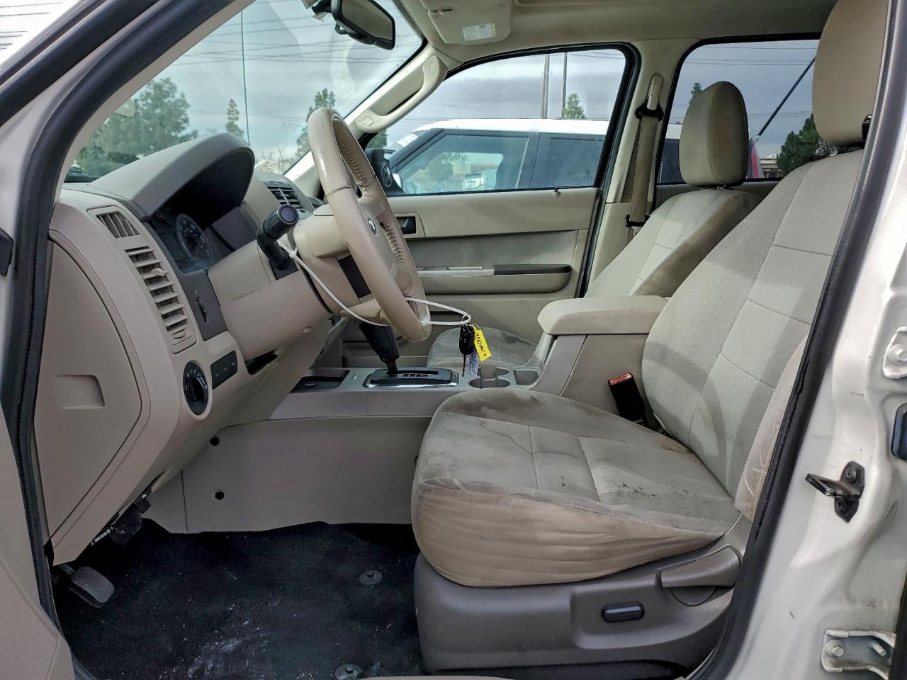 Ford Escape Xlt Image 9