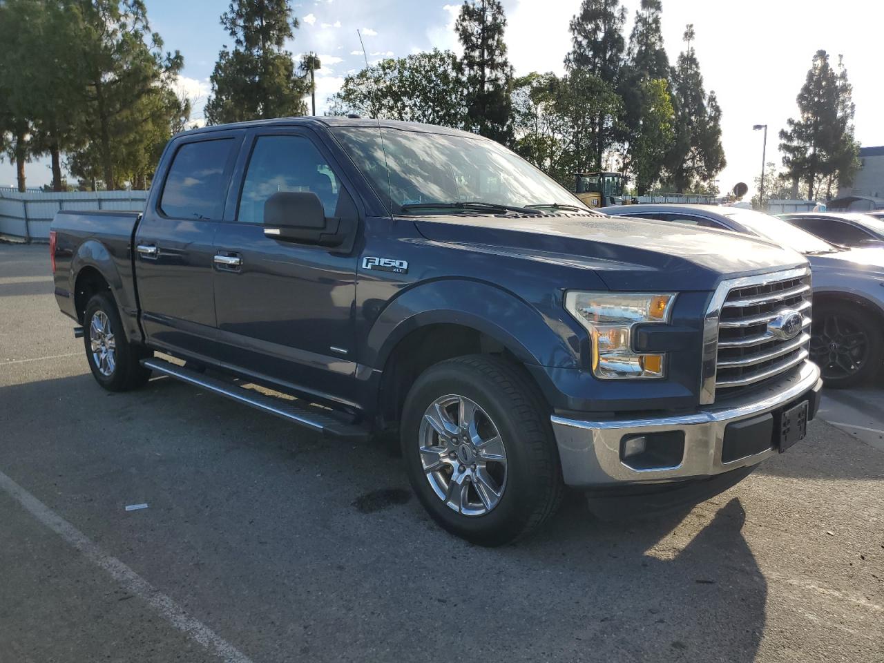 Ford F-150 Supercrew Image 6