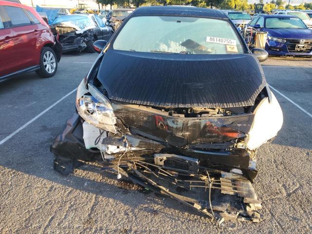 Toyota Prius Image 4