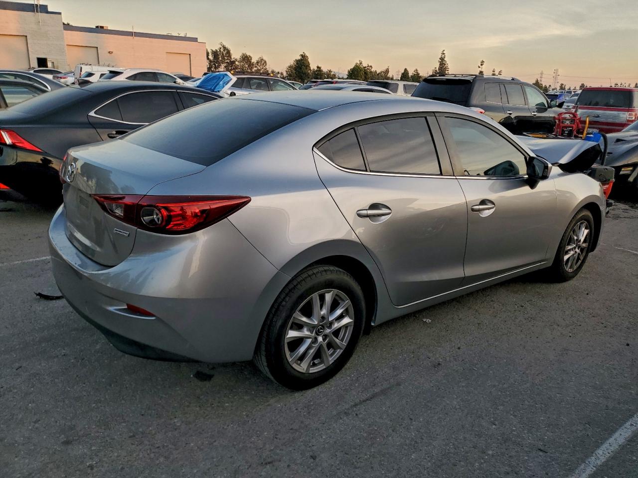 Mazda 3 Sport Image 12