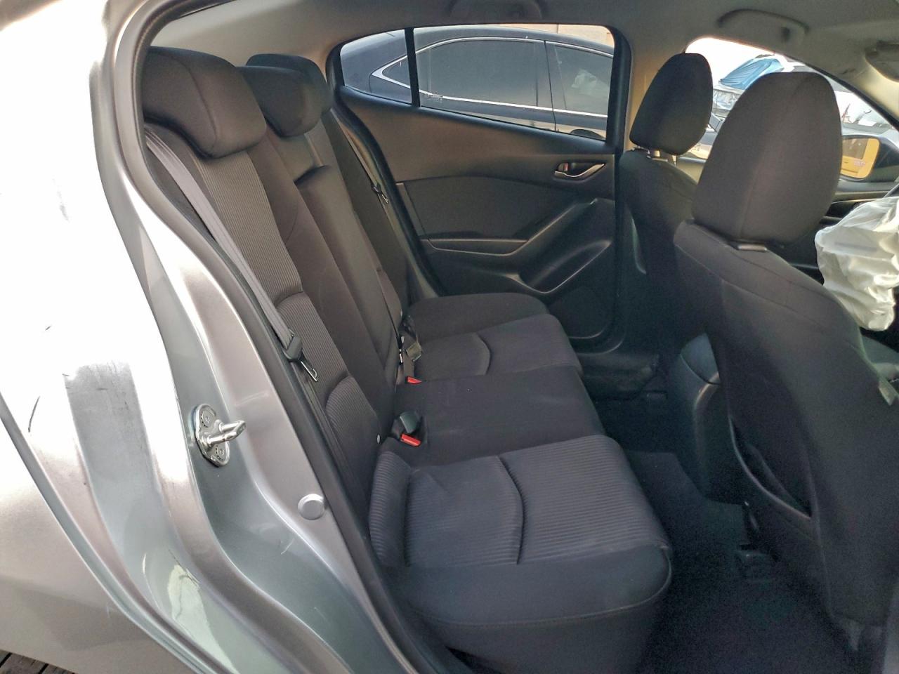 Mazda 3 Sport Image 6