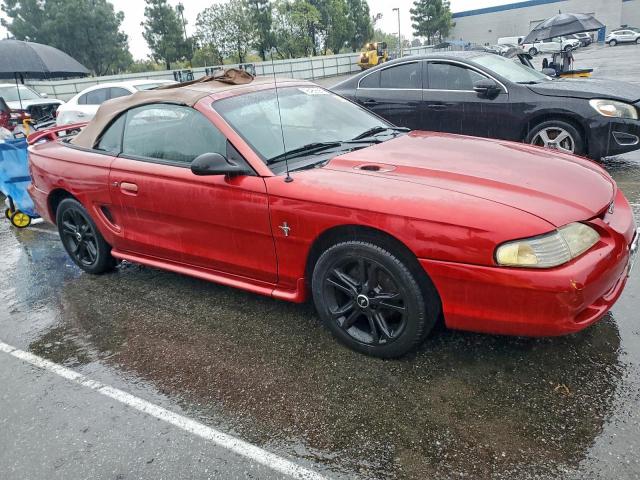 Ford Mustang Image 2