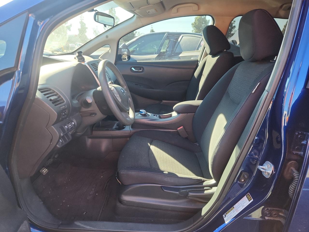 Nissan LEAF S Image 7