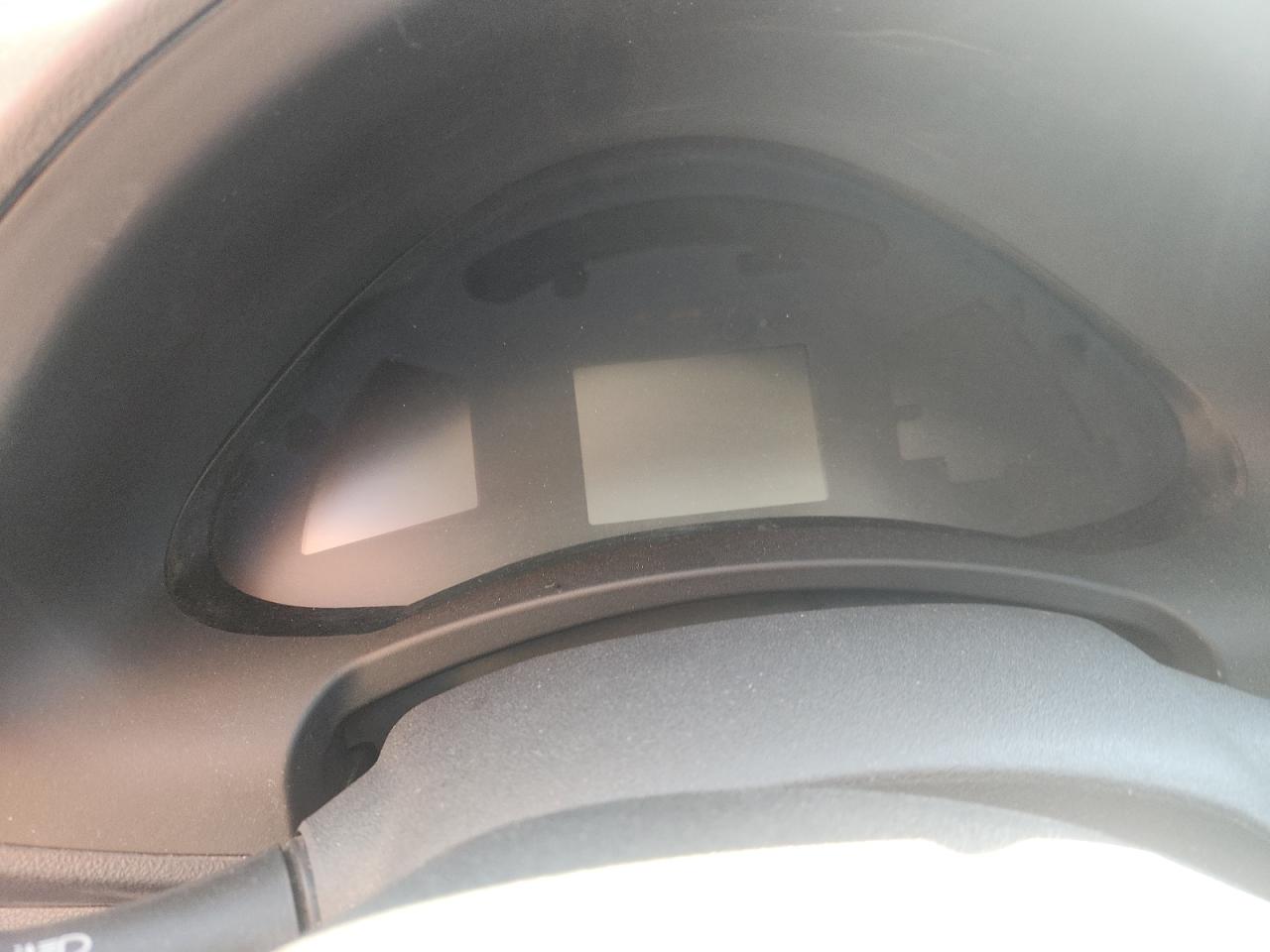 Nissan LEAF S Image 11