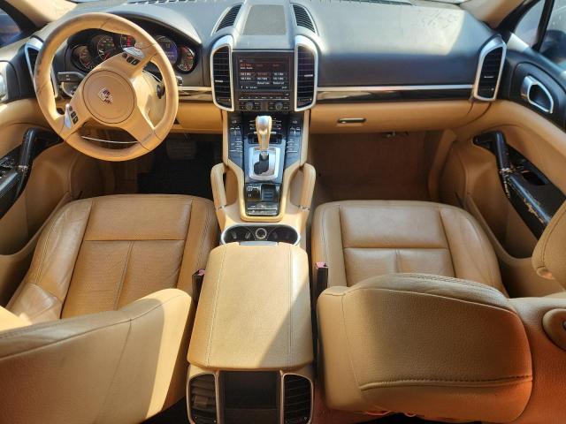 Porsche Cayenne Image 10