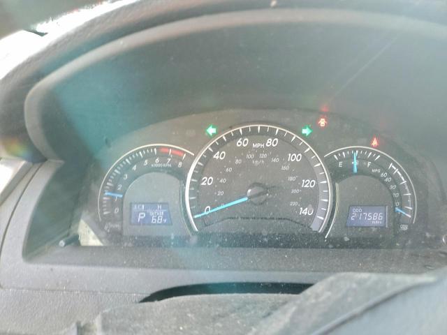 Toyota Camry Base Image 6