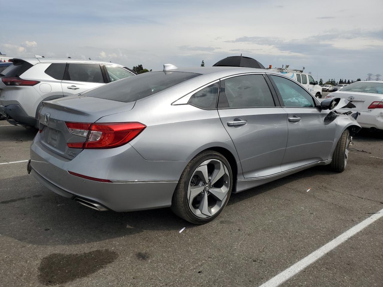 Honda Accord Touring Image 2