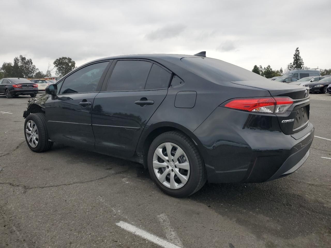 Toyota Corolla Le Image 2