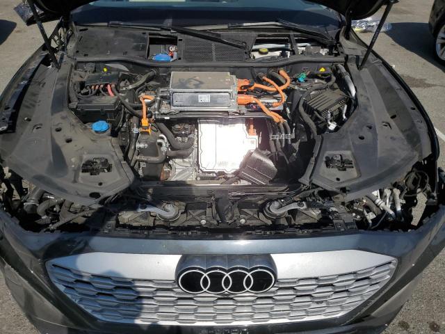 Audi Q8 Premium Plus Image 8