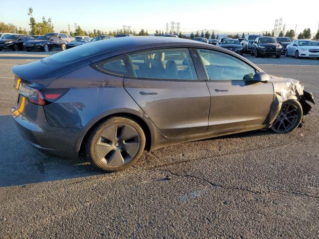 Tesla Model 3 Image 7