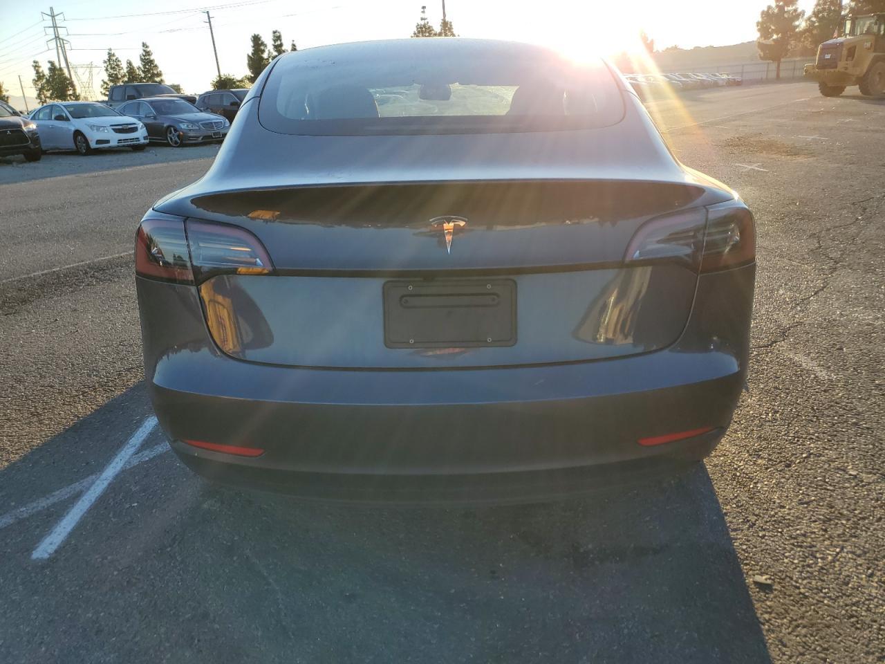 Tesla Model 3 Image 4