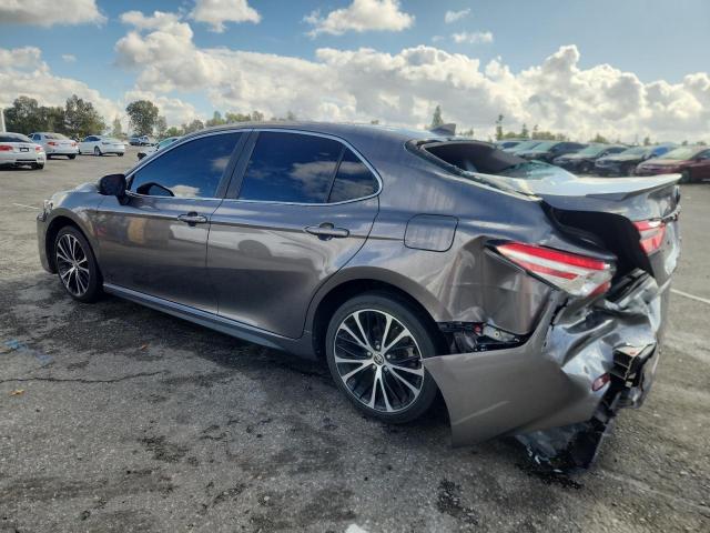 Toyota Camry Se Image 4