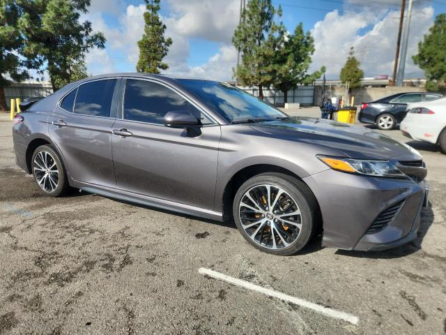 Toyota Camry Se Image 9