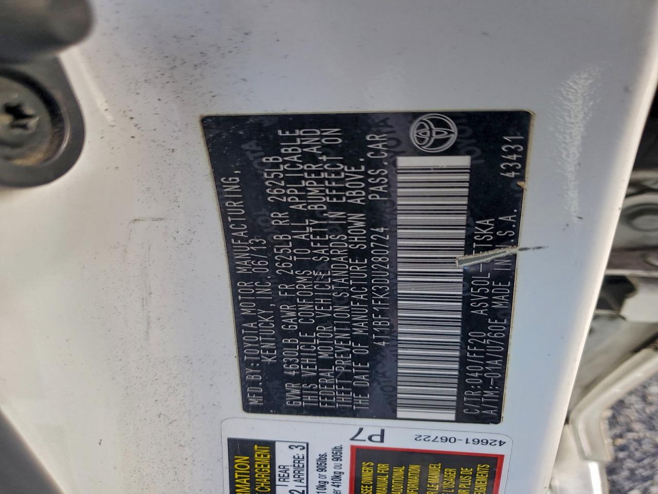 Toyota Camry L Image 9