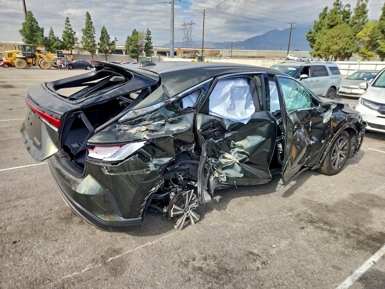 Lexus RX 350 Base Image 3