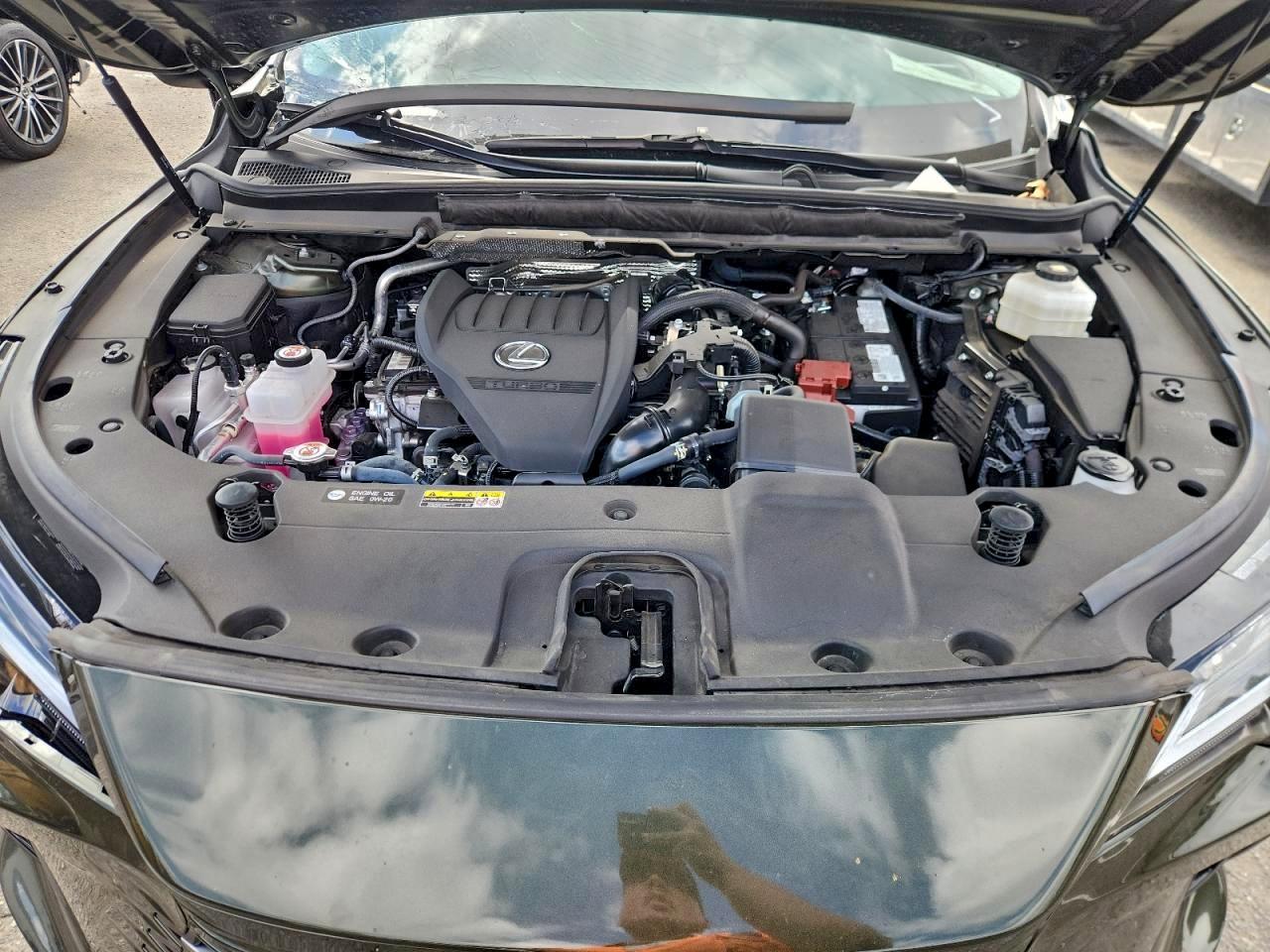 Lexus RX 350 Base Image 11