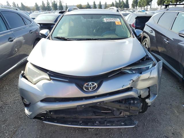 Toyota RAV4 Xle Image 9