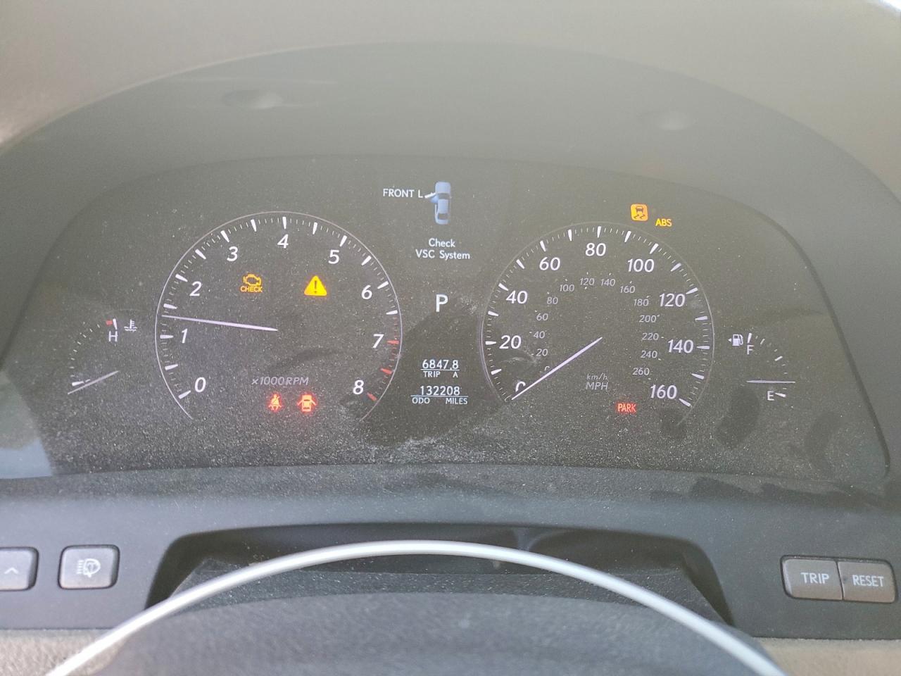 Lexus LS 460 Image 3