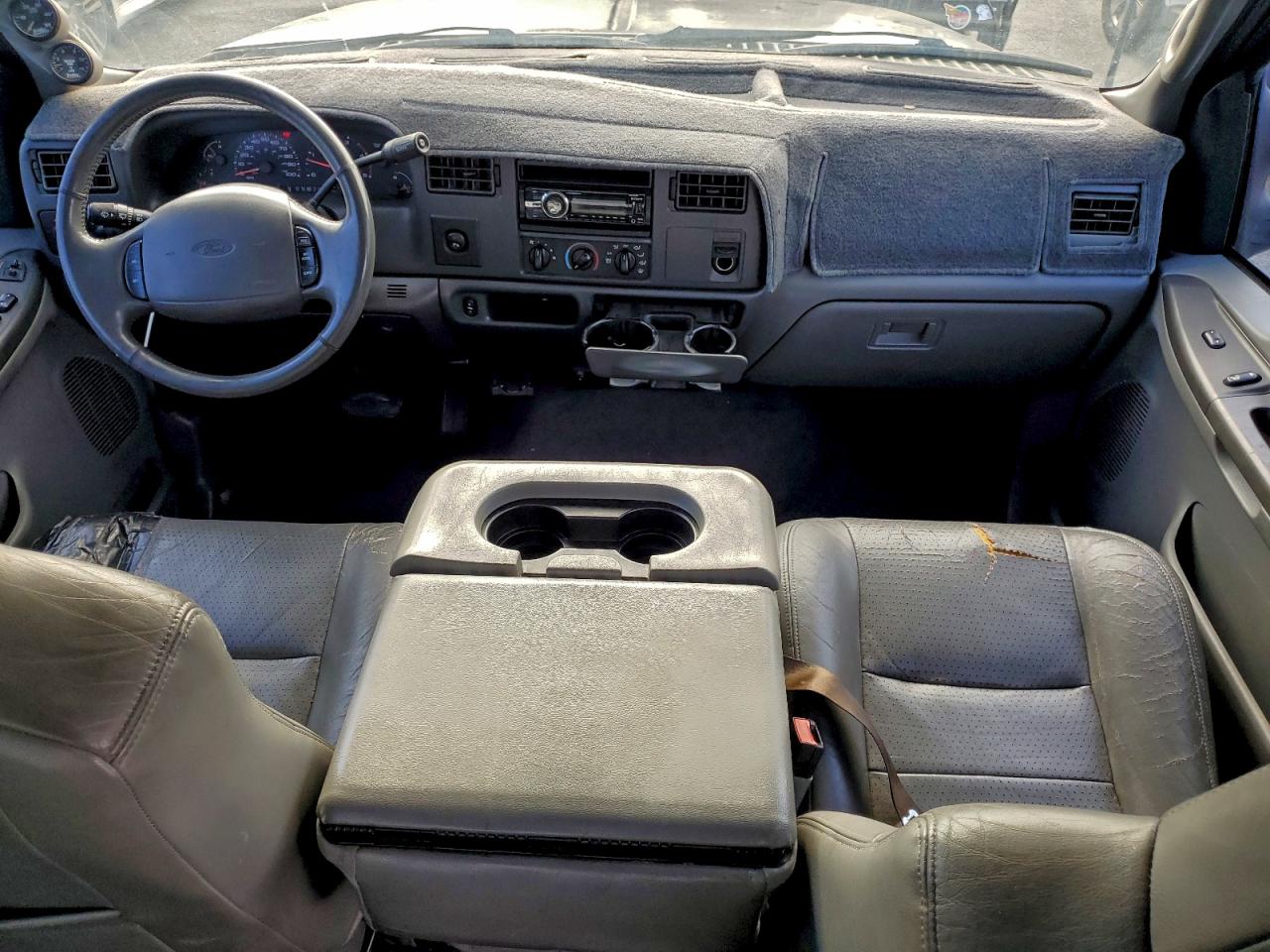 Ford F-250 Super Duty Image 7