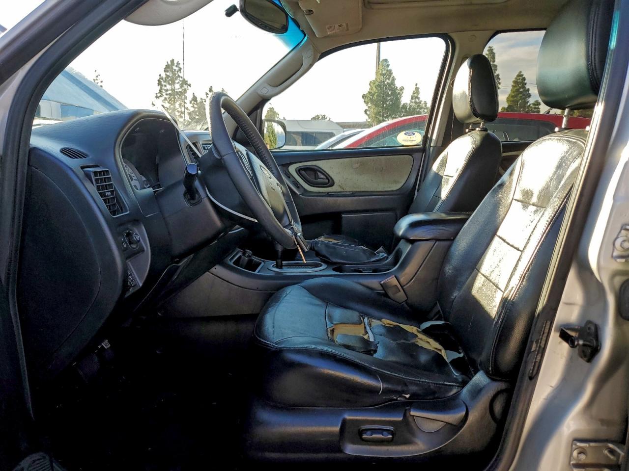 Ford Escape Limited Image 12