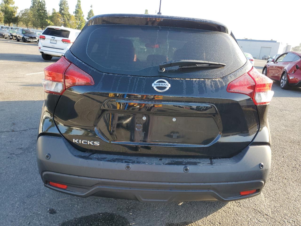Nissan Kicks S Image 5