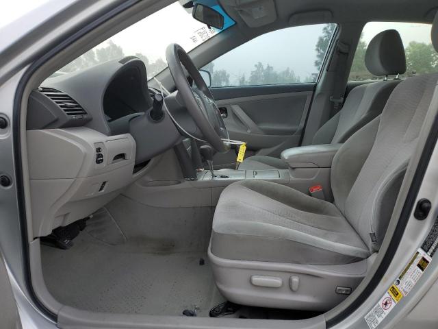 Toyota Camry Base Image 3