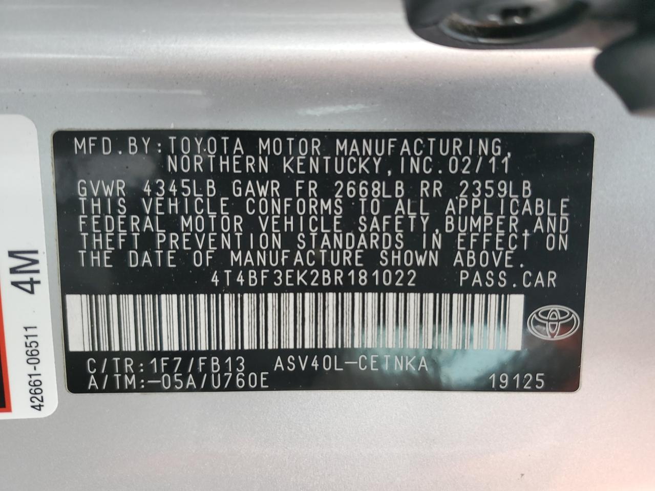 Toyota Camry Base Image 8