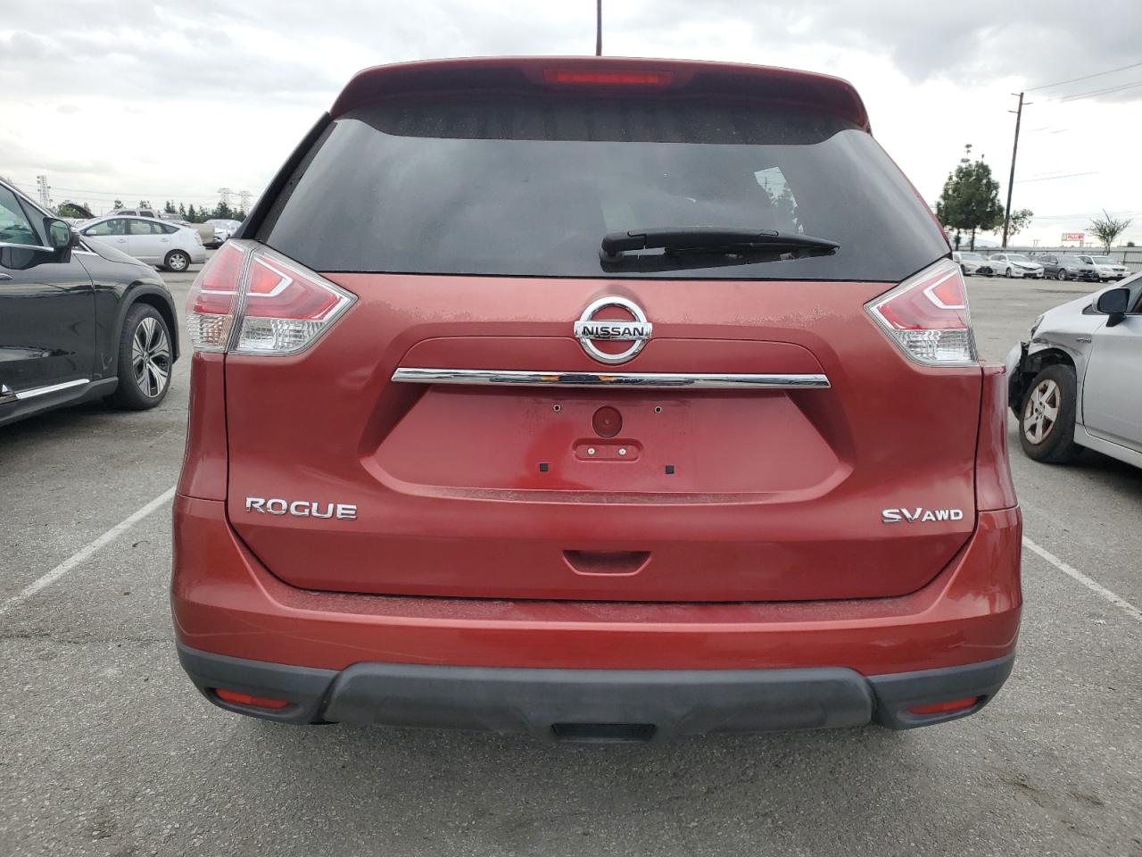 Nissan Rogue S Image 8