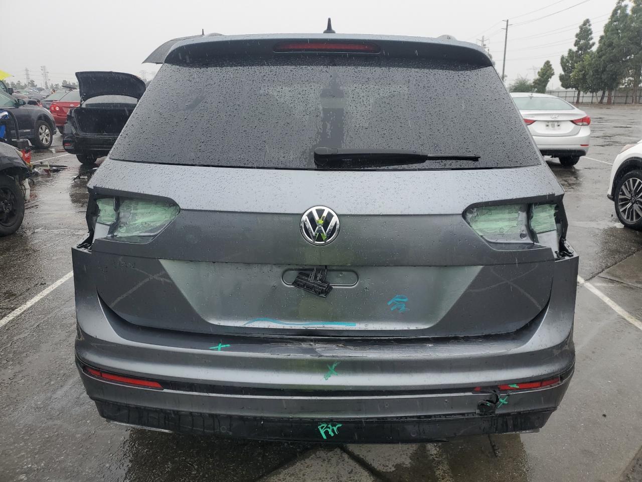 Volkswagen Tiguan Se Image 8