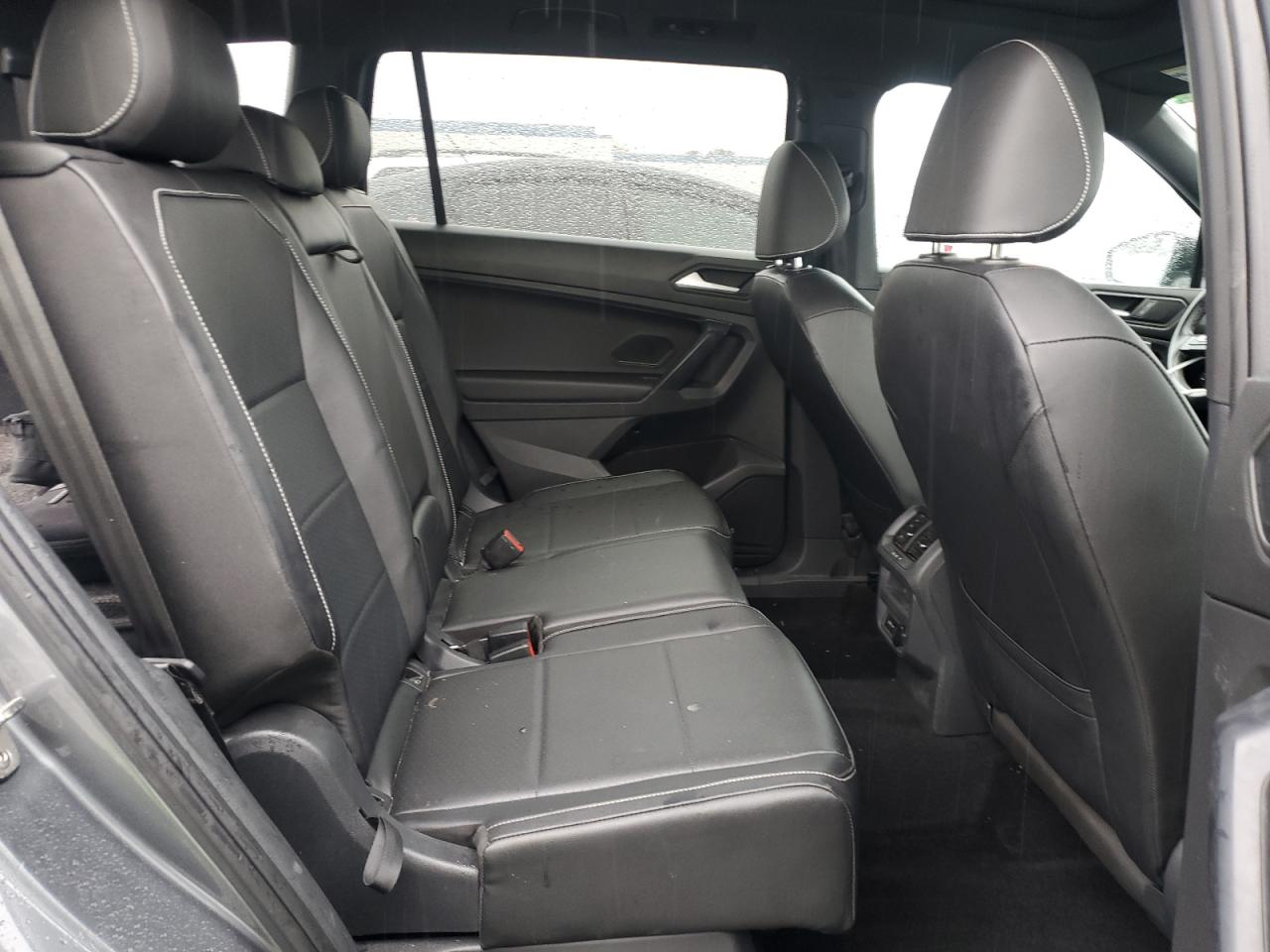 Volkswagen Tiguan Se Image 4