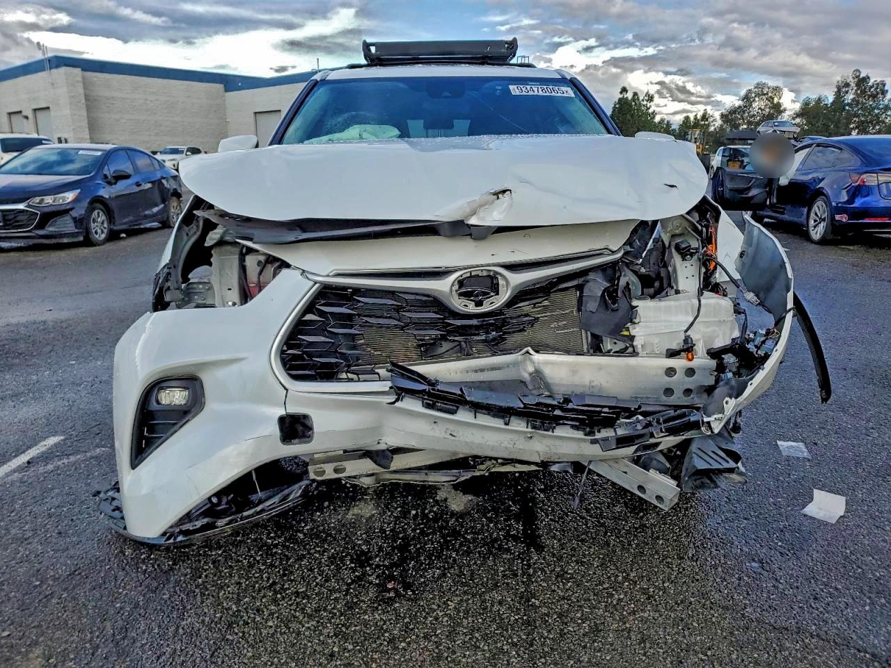 Toyota Highlander L Image 11