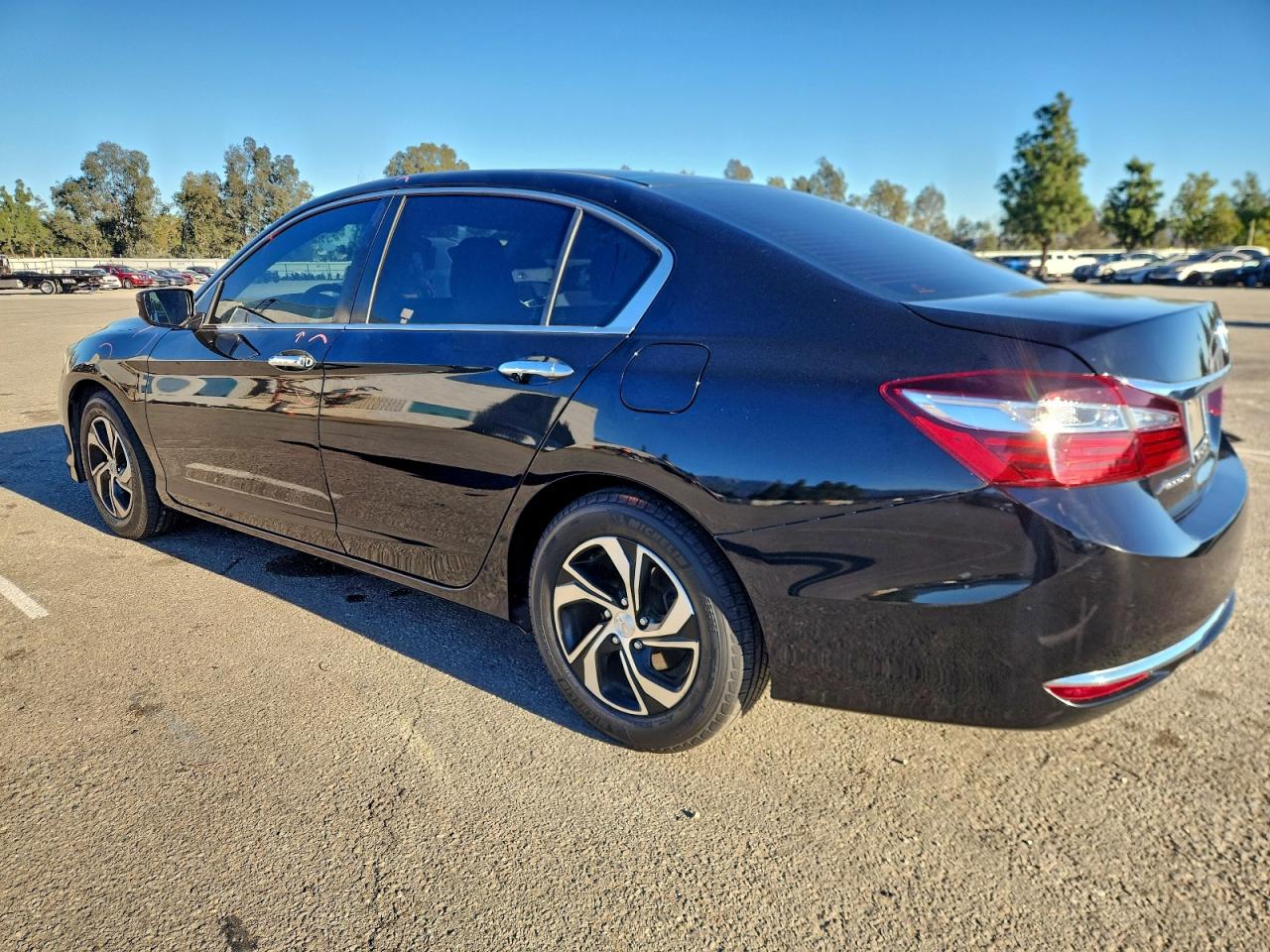 Honda Accord Lx Image 11