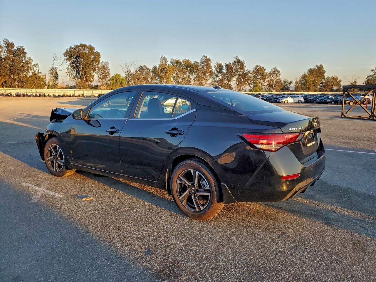 Nissan Sentra Sv Image 3