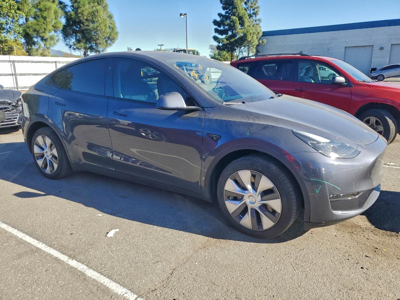 Tesla Model Y Image 4