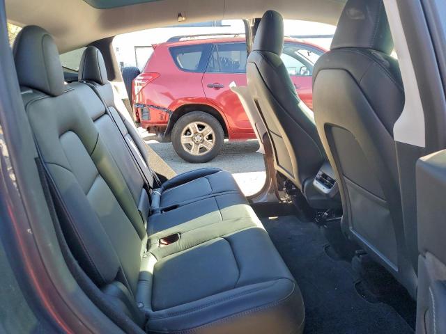 Tesla Model Y Image 8