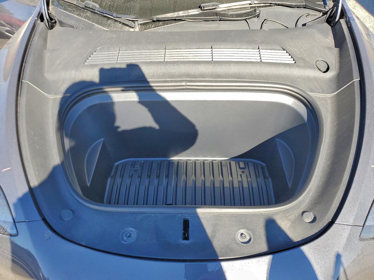 Tesla Model Y Image 13