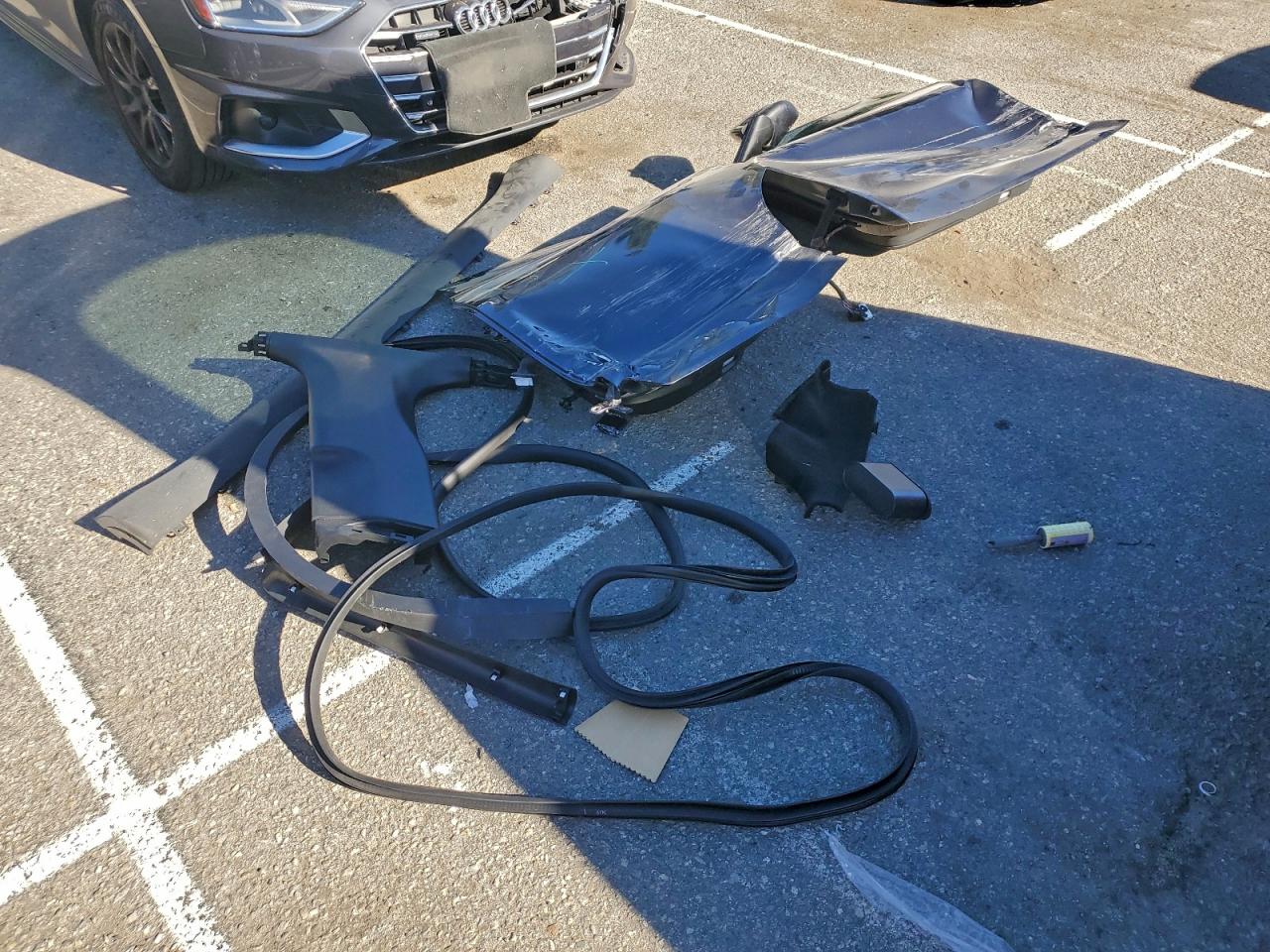 Tesla Model Y Image 12