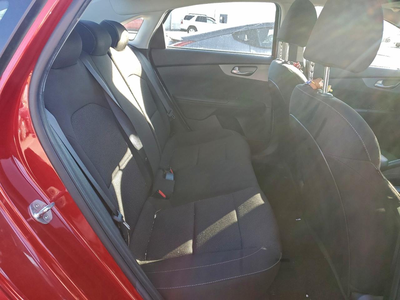 Kia Forte Fe Image 4