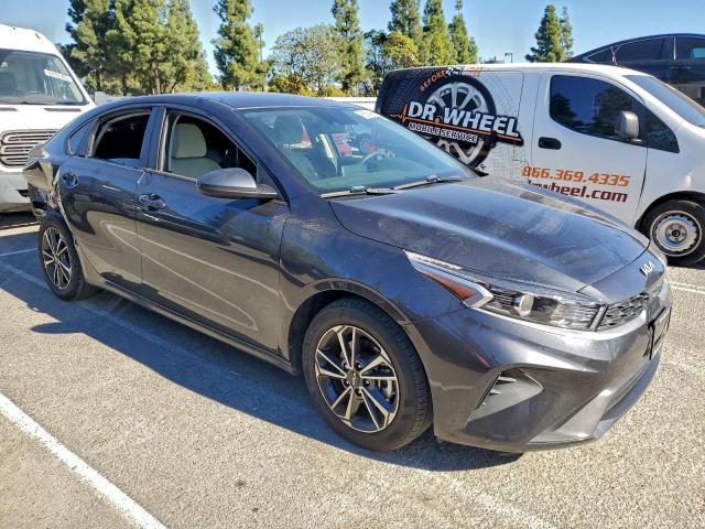 Kia Forte Lx Image 12