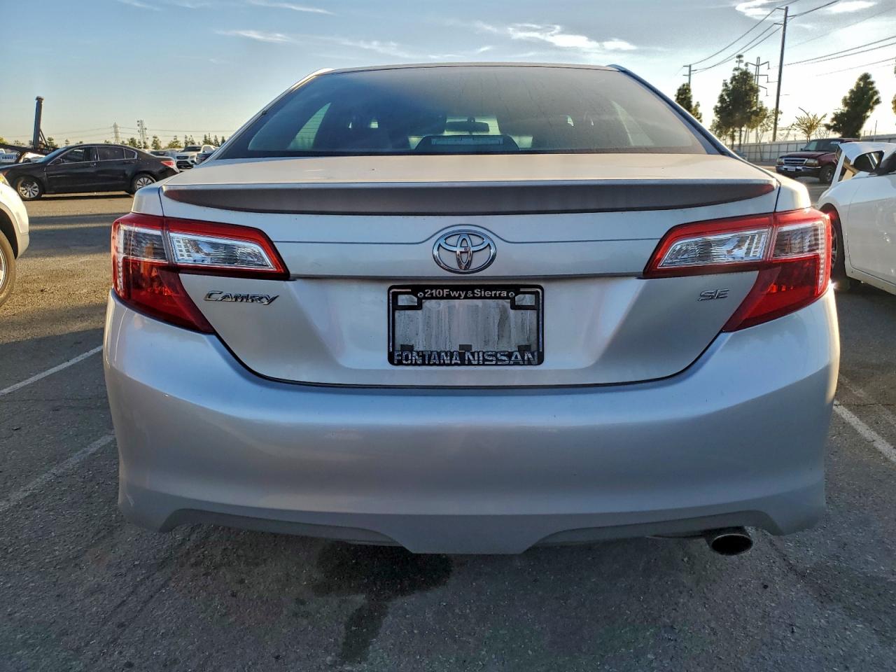 Toyota Camry Base Image 6