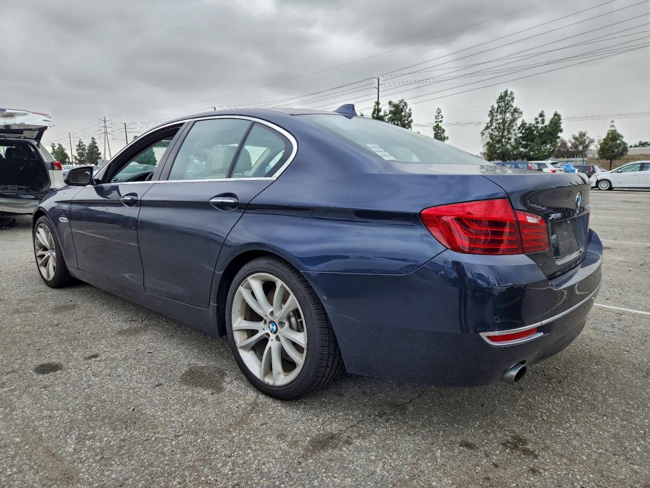 BMW 5 Series Xi Image 3