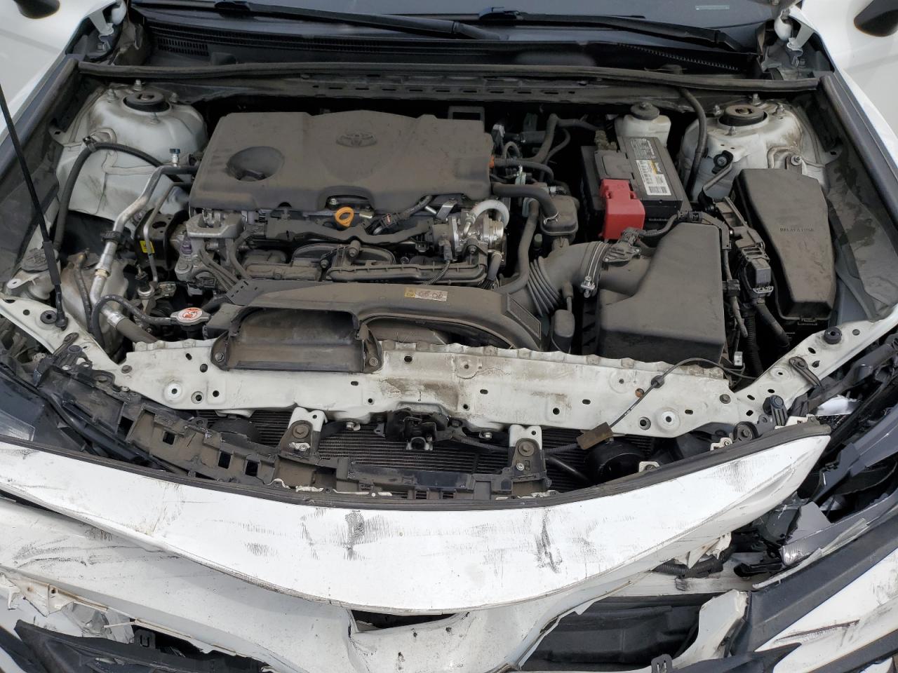 Toyota Camry Se Image 12