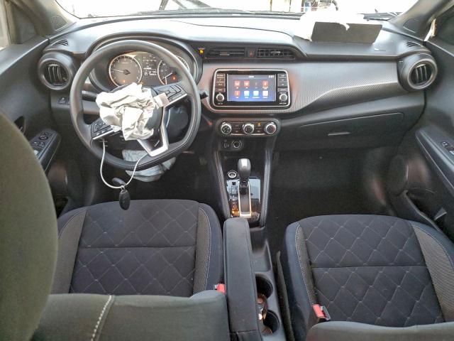 Nissan Kicks S Image 10