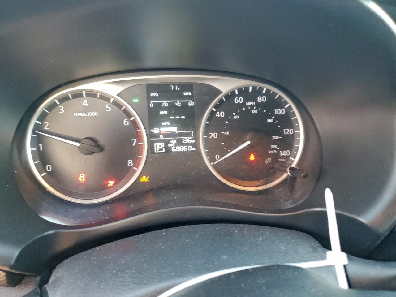 Nissan Kicks S Image 3