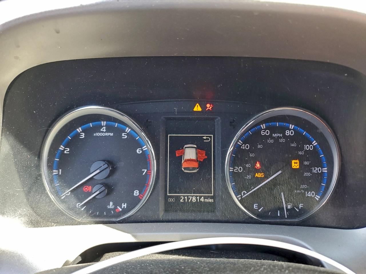 Toyota RAV4 Xle Image 6