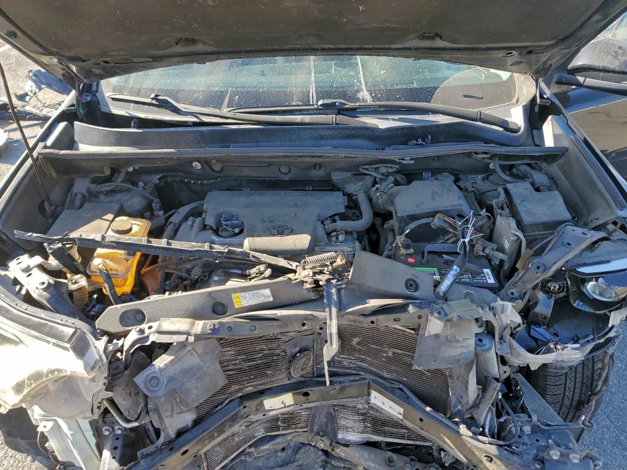 Toyota RAV4 Xle Image 10