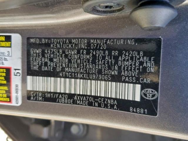 Toyota Camry Le Image 5