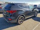 Hyundai SANTA FE Image 4