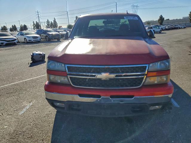 Chevrolet Silverado C1500 Image 4