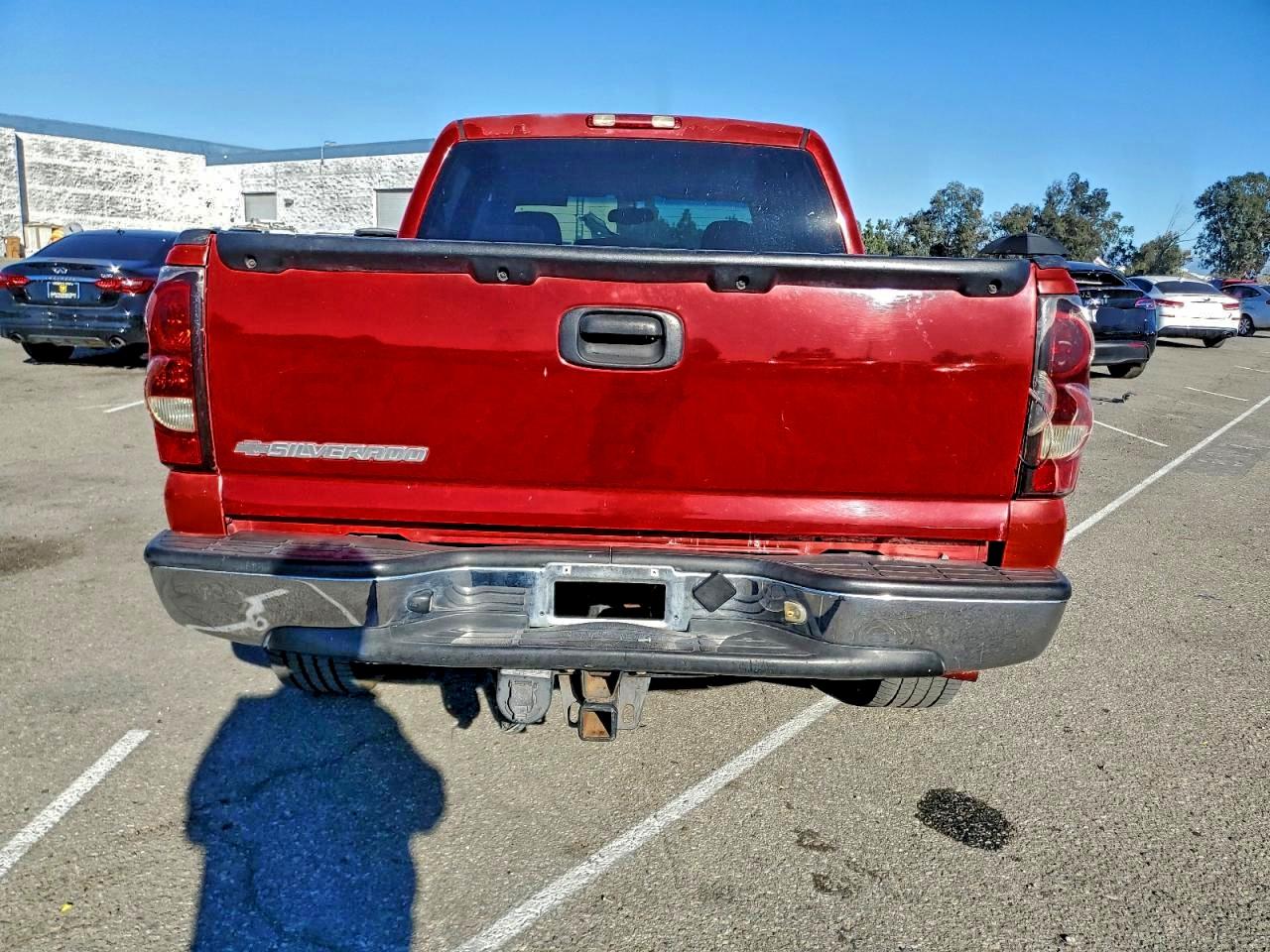 Chevrolet Silverado C1500 Image 5